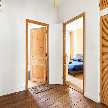 2-bedroom With Netflix شقة باريس