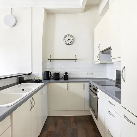 2-bedroom With Netflix Parigi